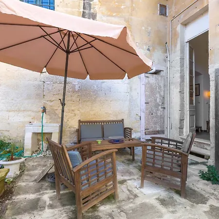 Dongiovanni Konukevi 3*