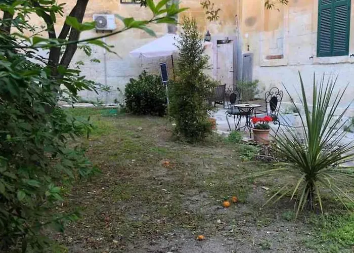 Dongiovanni 4* Lecce